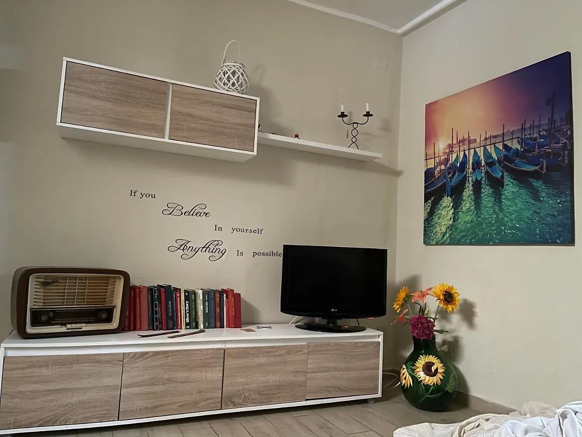 Hola Cathedral House Apartment Palermo 0*,