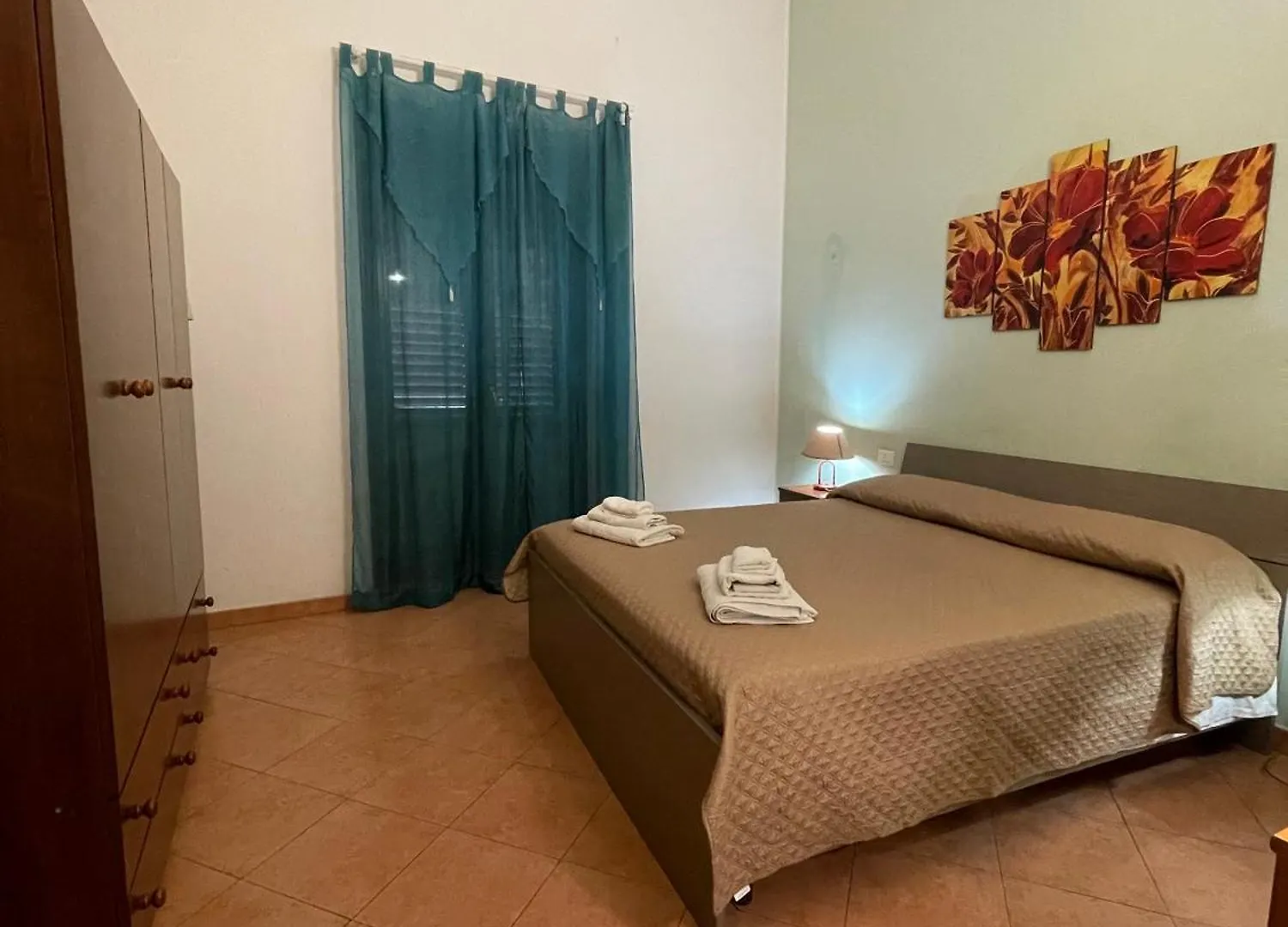 Hola Cathedral House Apartment Palermo 0*,  Italy