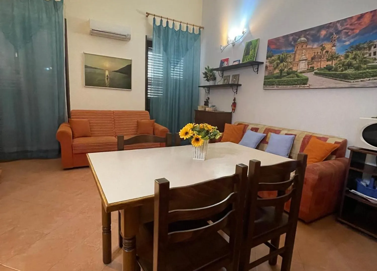 Hola Cathedral House Apartment Palermo 0*,  Italy